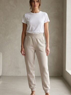 69 Lazypants Cream Joggers Size XS Cozy Luxe Athleisure Essential New with Tags